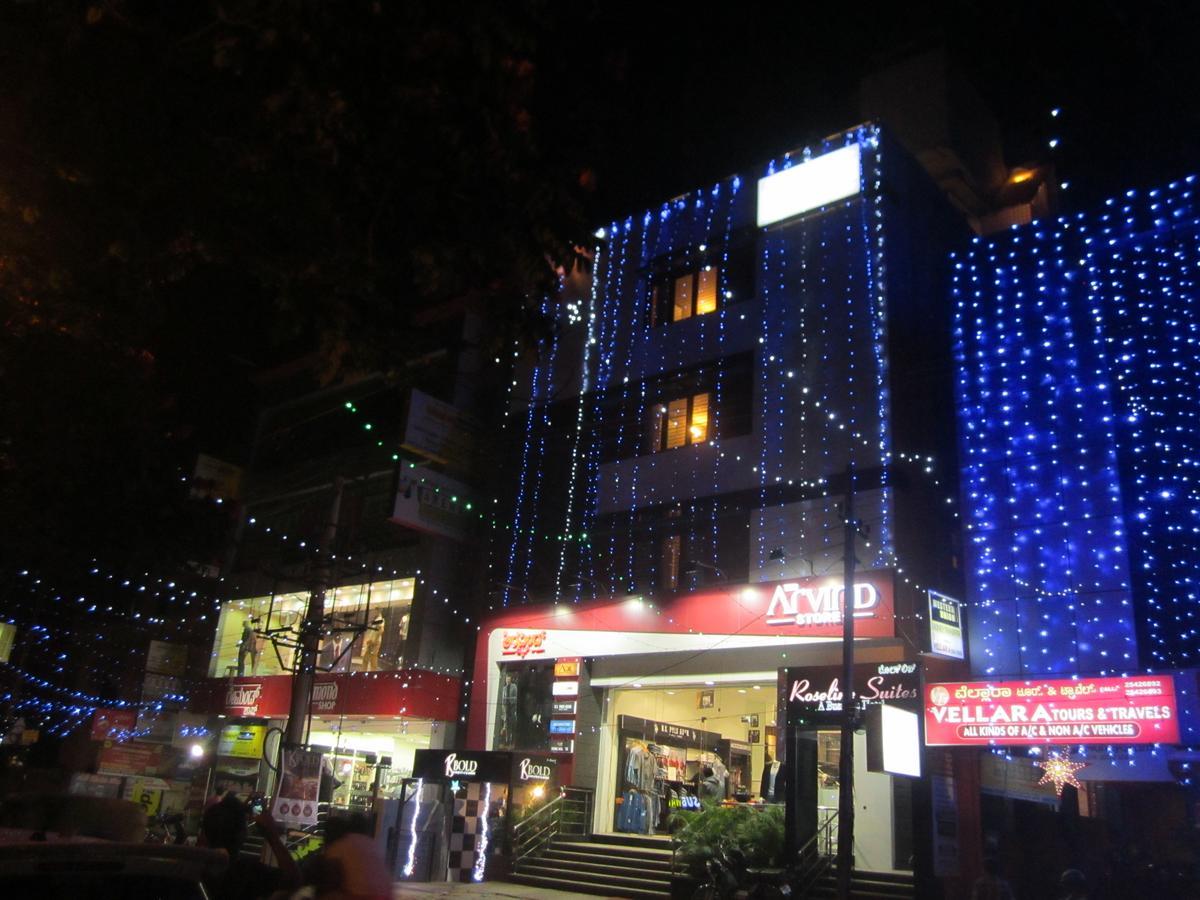 Roseline Suites Bangalore Eksteriør billede